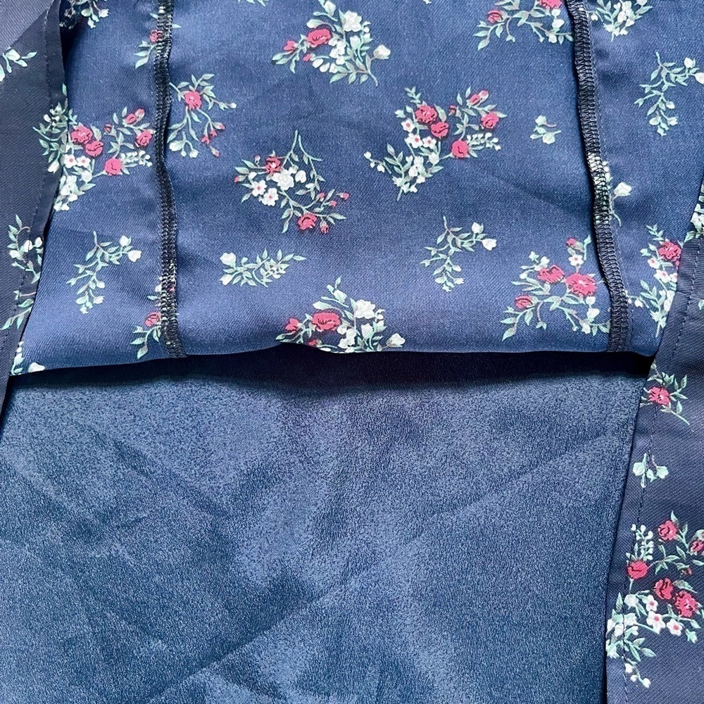 After Market Navy Blue Ditsy Floral Chiffon Mini Dress - 3/4 Bell Sleeve Size S - Picture 3 of 10